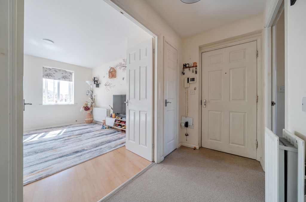 Additional image 5 of 2 bed flat for saleVenables Way, Lincoln, Lincolnshire LN2