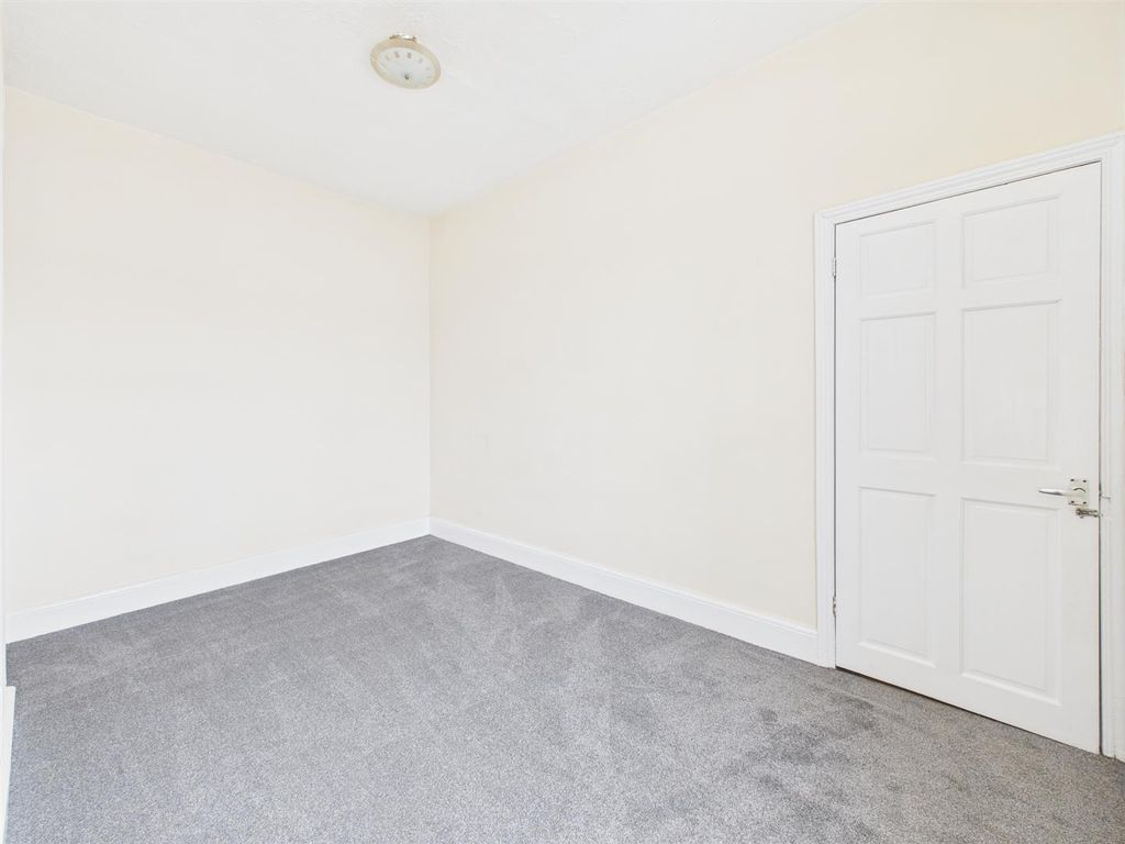 Property photo 1 of 32 Cam03844G0-Pr0321-Still025.Jpg