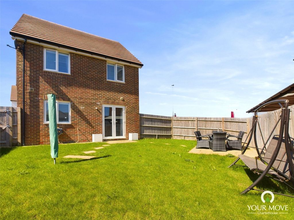 Property photo 1 of 19 Picture No. 03