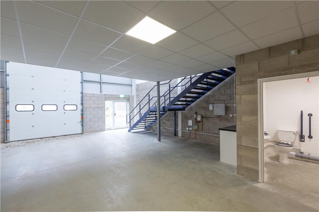 Property photo 2 of 8 Photo