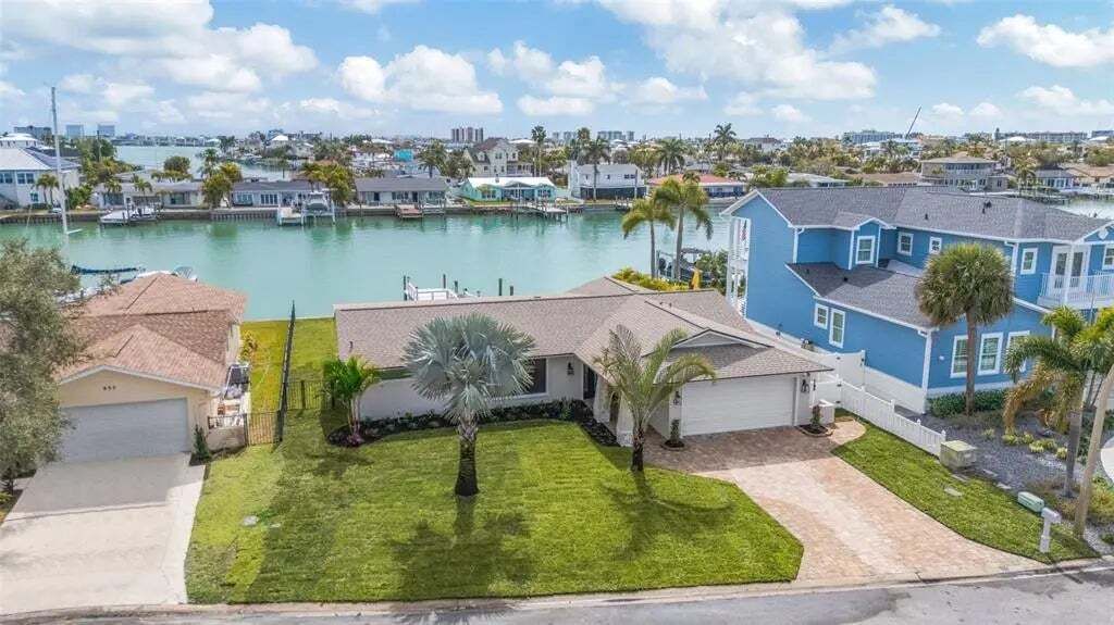 Property photo 1 of 1