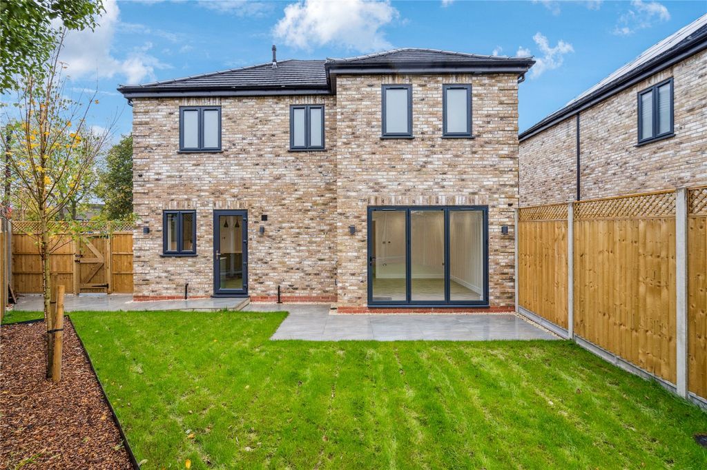 Property photo 2 of 15 Picture 2