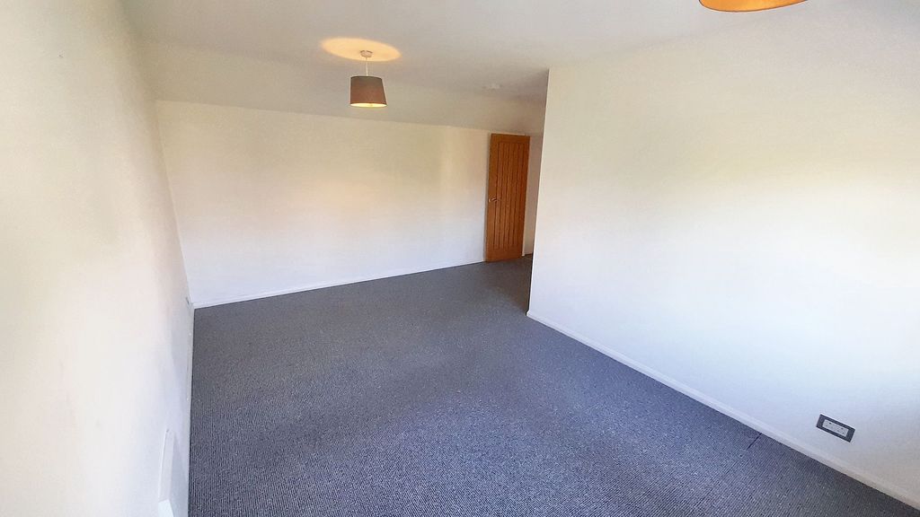 Property photo 2 of 11 Photo 7