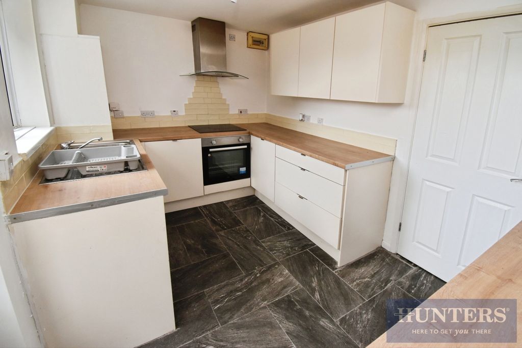 Property photo 3 of 12 Pbox-Img.Jpg