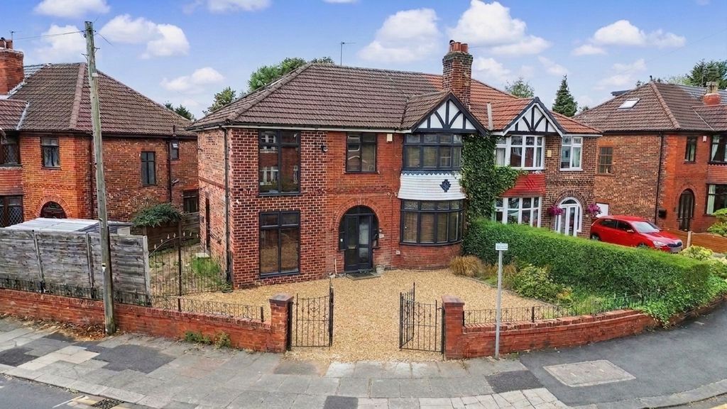 Property photo 1 of 35