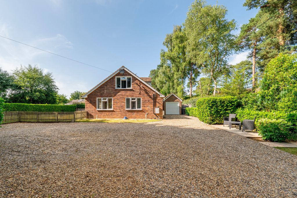 Property photo 1 of 30 3914002