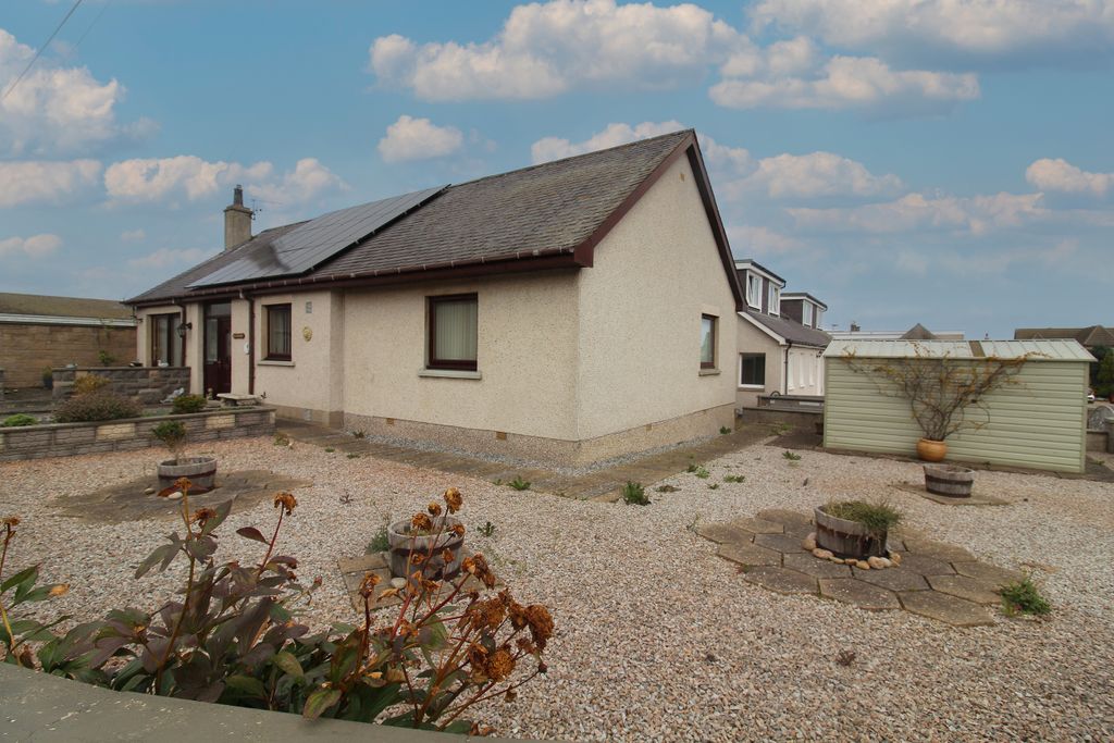 Property photo 2 of 23