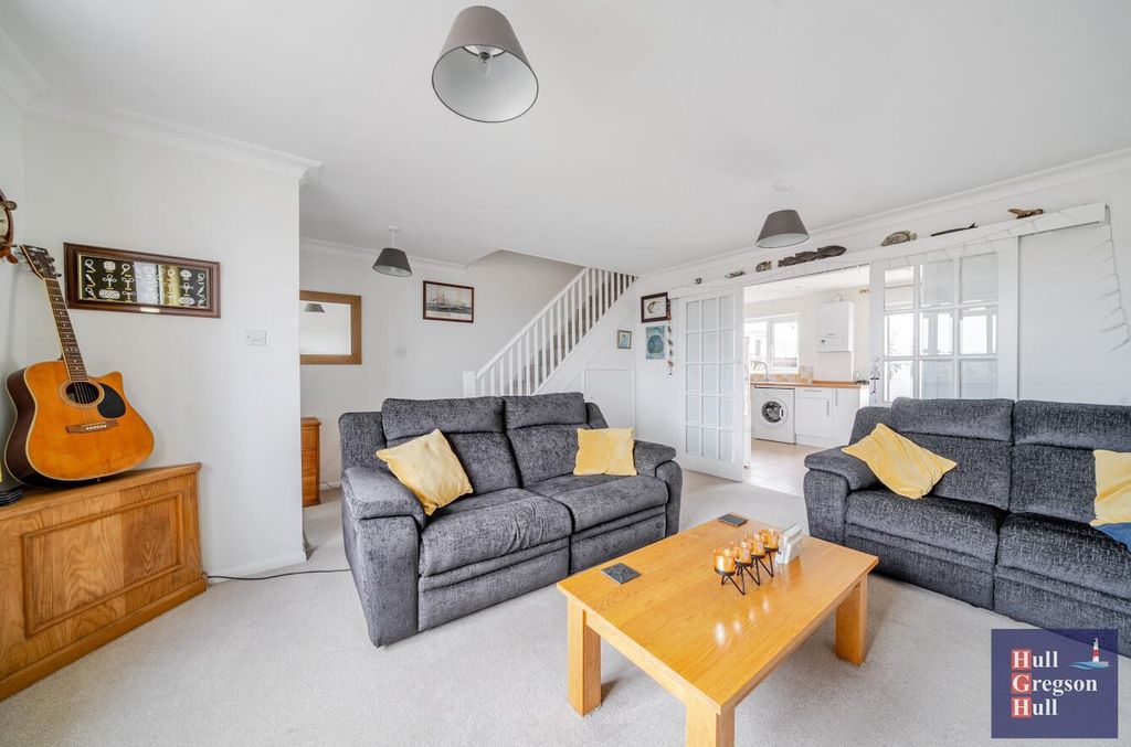 Property photo 3 of 21 5c6177F2-3d2B-47B9-B3Df-330949646780.Jpg