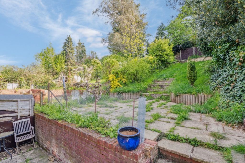 Property photo 3 of 15 Garden