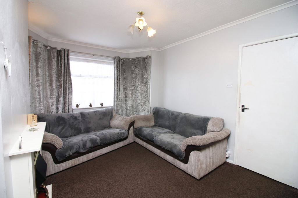 Property photo 3 of 15