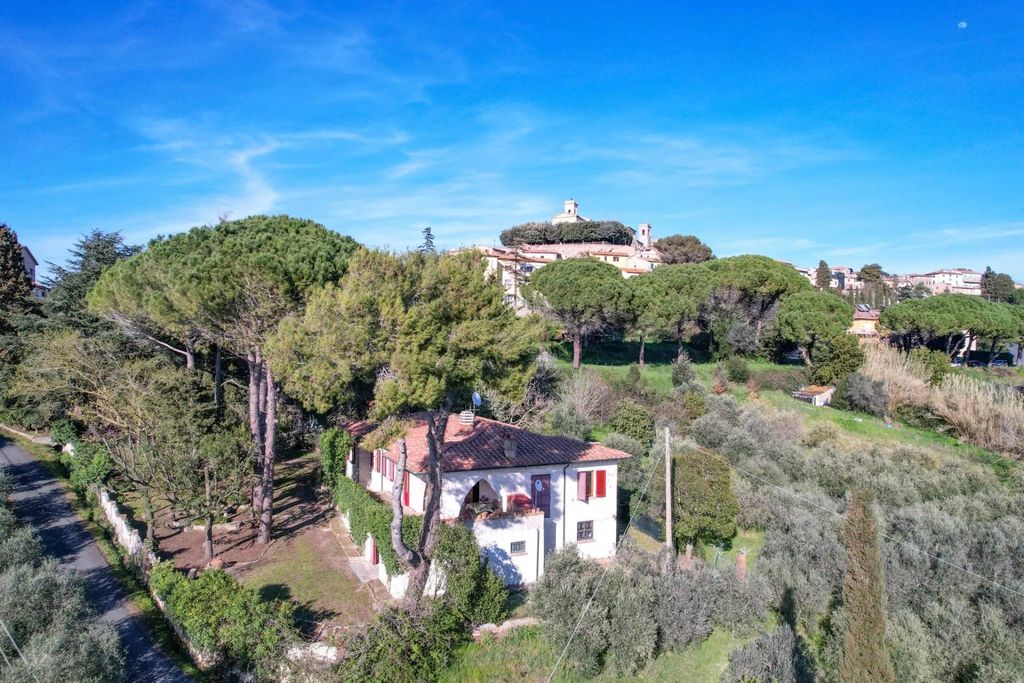 Property photo 1 of 71