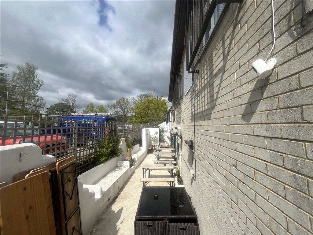 Property photo 2 of 4 Picture No. 02