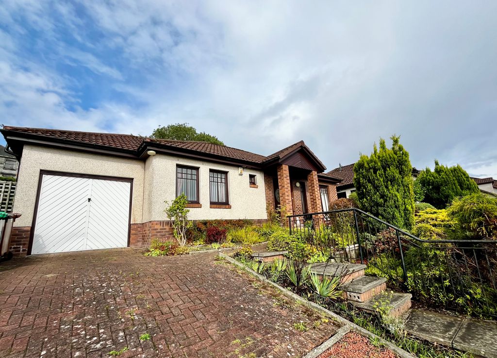 Property photo 1 of 27