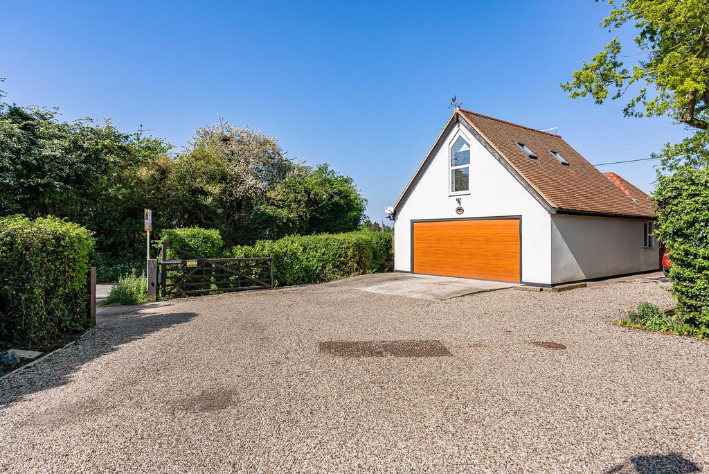 Property photo 3 of 58