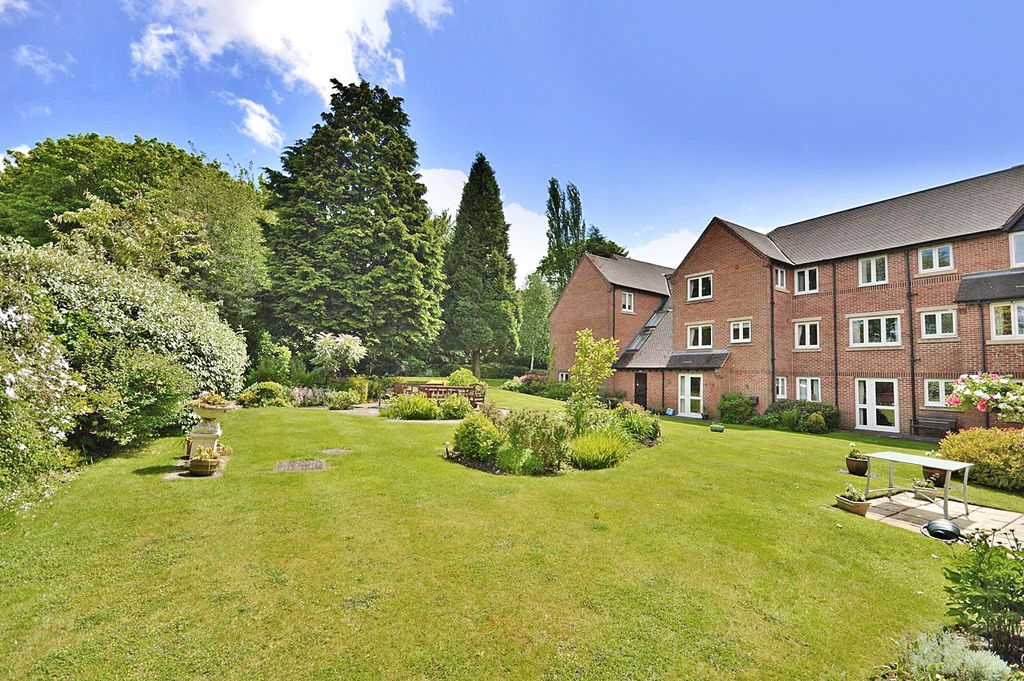 Property photo 2 of 4 Photo 4