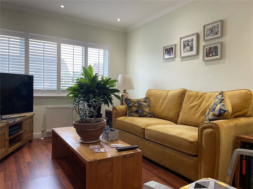 Property photo 3 of 19 Picture No. 03