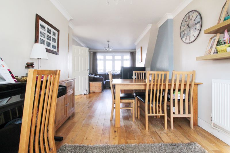 Property photo 3 of 15 Photo 7