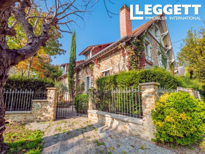 Property photo 2 of 10