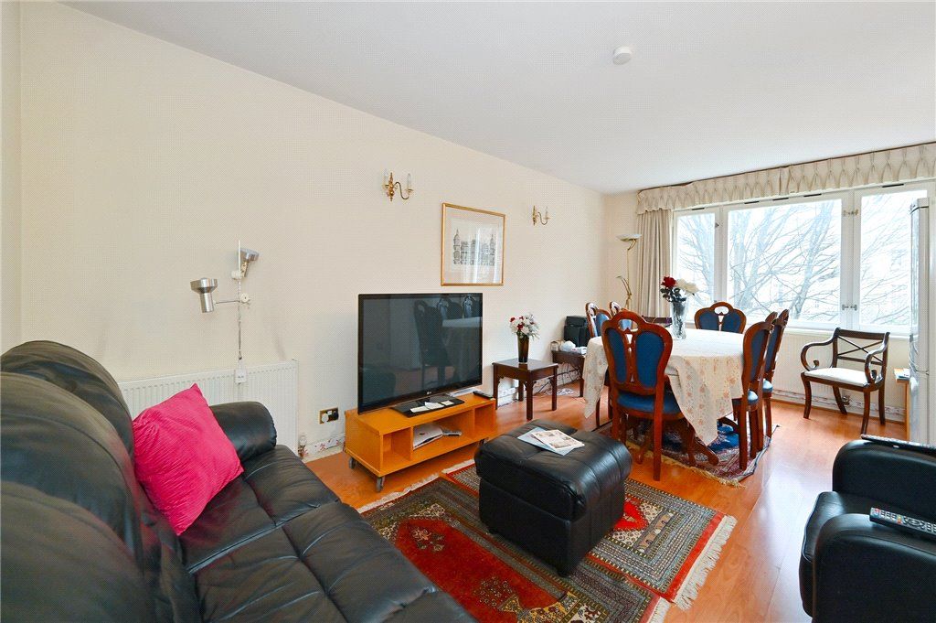 Property photo 3 of 8 Picture No. 01