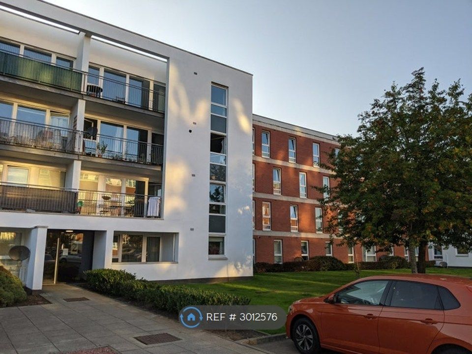 Property photo 1 of 13 Exterior