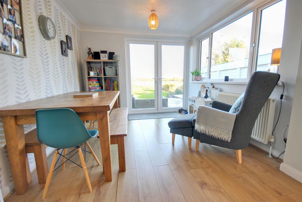 Property photo 3 of 19 Img_0011-Img_0013_Lzn.Jpg