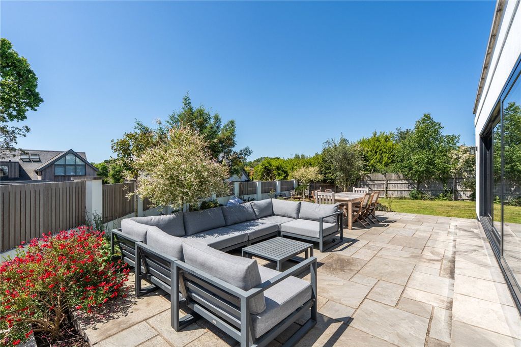 Property photo 3 of 21 Picture No. 05