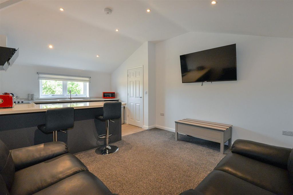 Property photo 3 of 11 Kld 2.Jpg