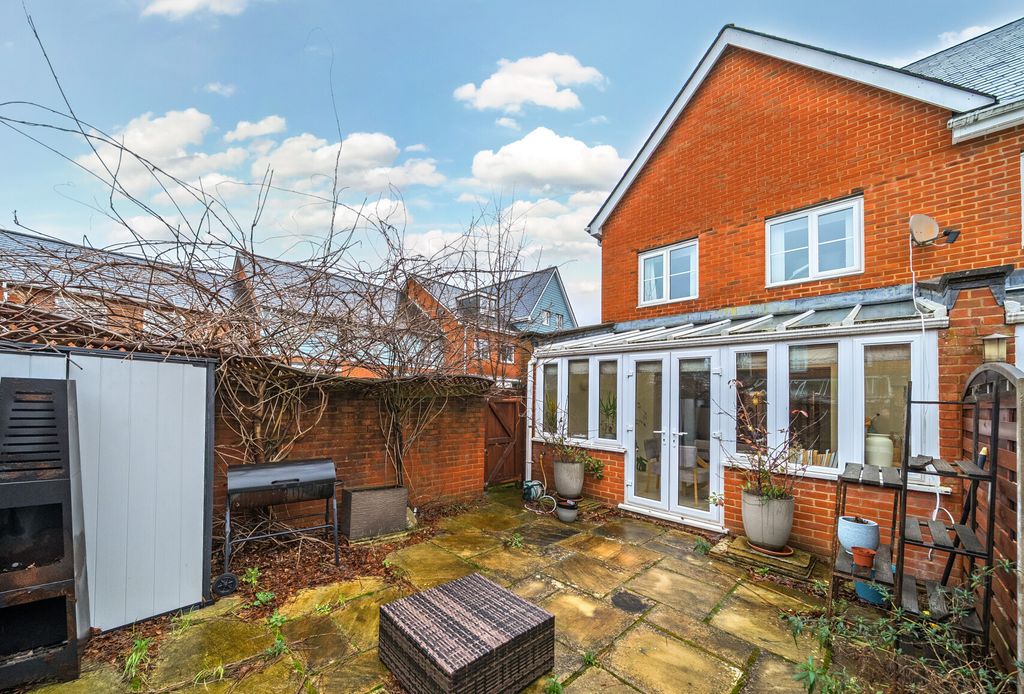 Property photo 3 of 20 1402826-1-69735Ba...