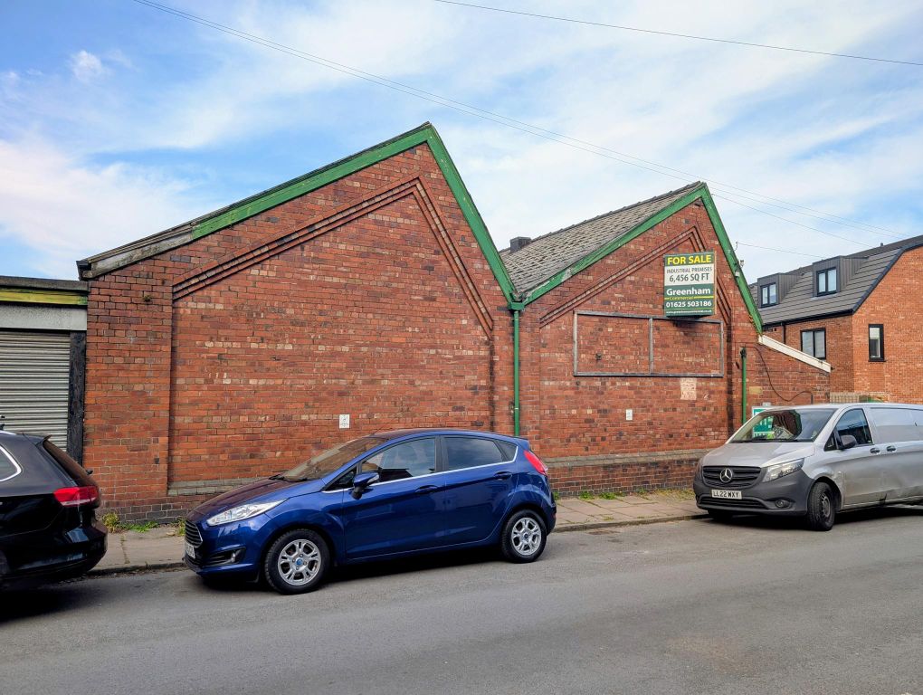 Property photo 1 of 2