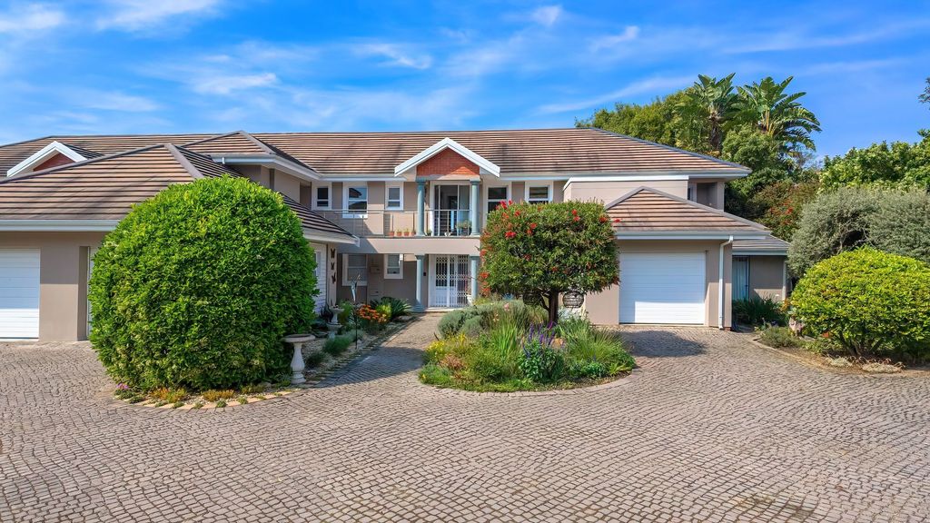 Property photo 1 of 35