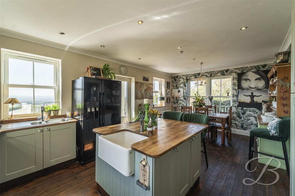 Property photo 3 of 43 Ccltd96.Jpg