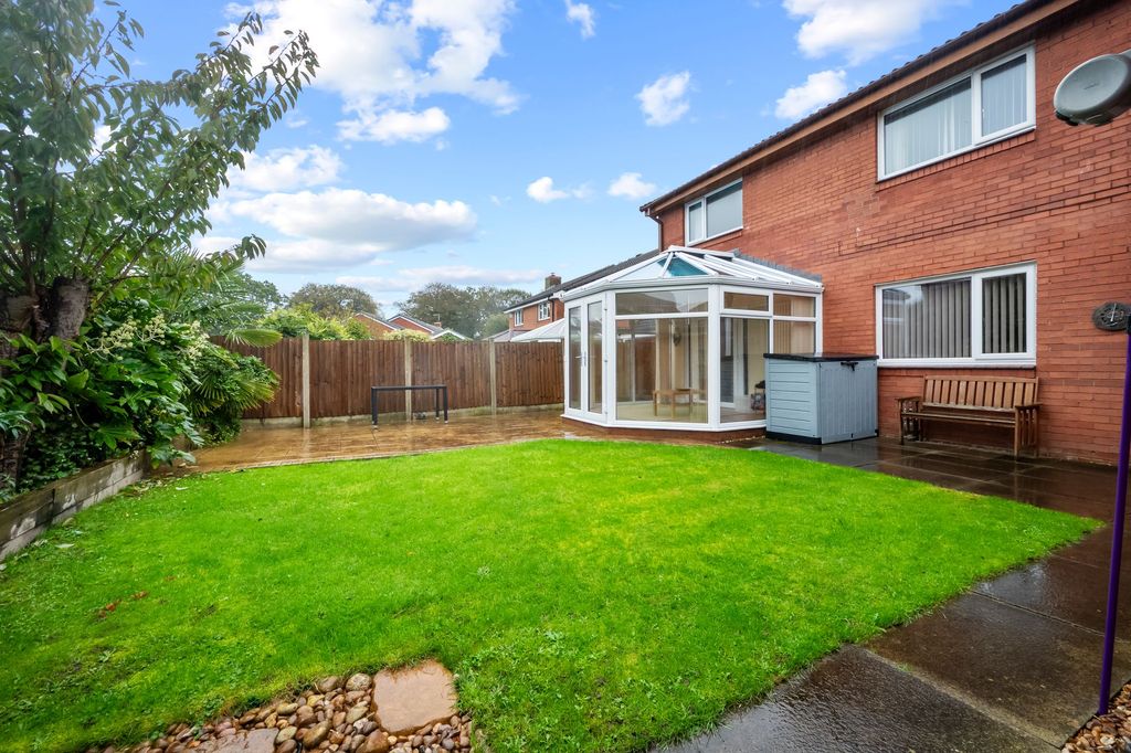 Property photo 3 of 36