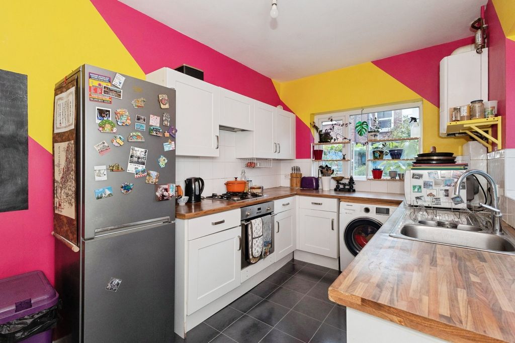 Property photo 2 of 25 Pbox-Img.Jpg