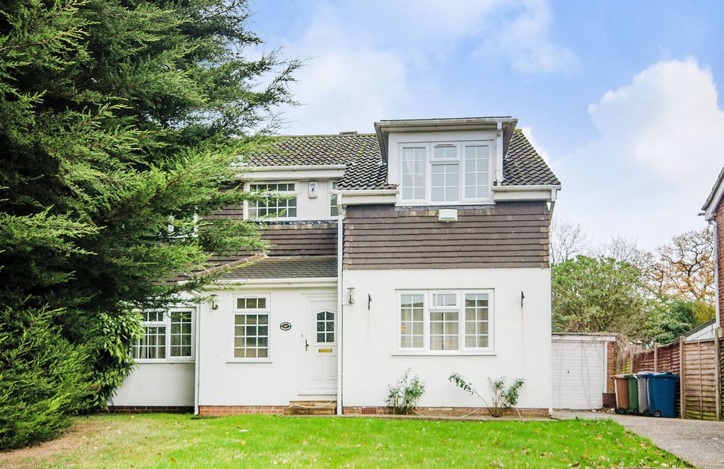 Property photo 2 of 12