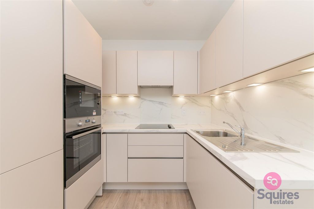 Property photo 3 of 29