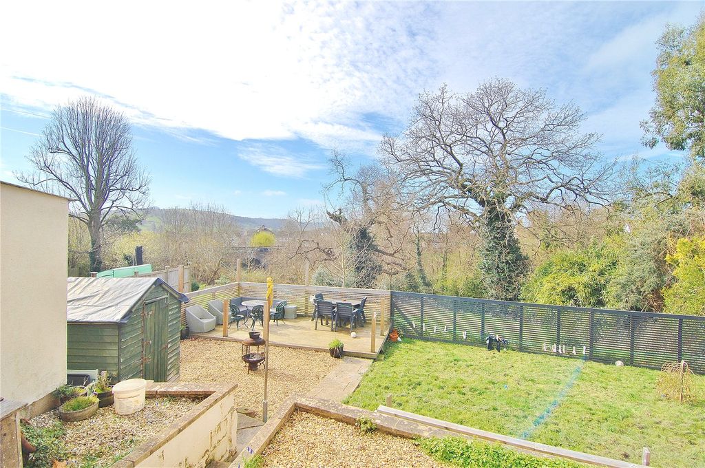 Property photo 2 of 16 Picture No. 05