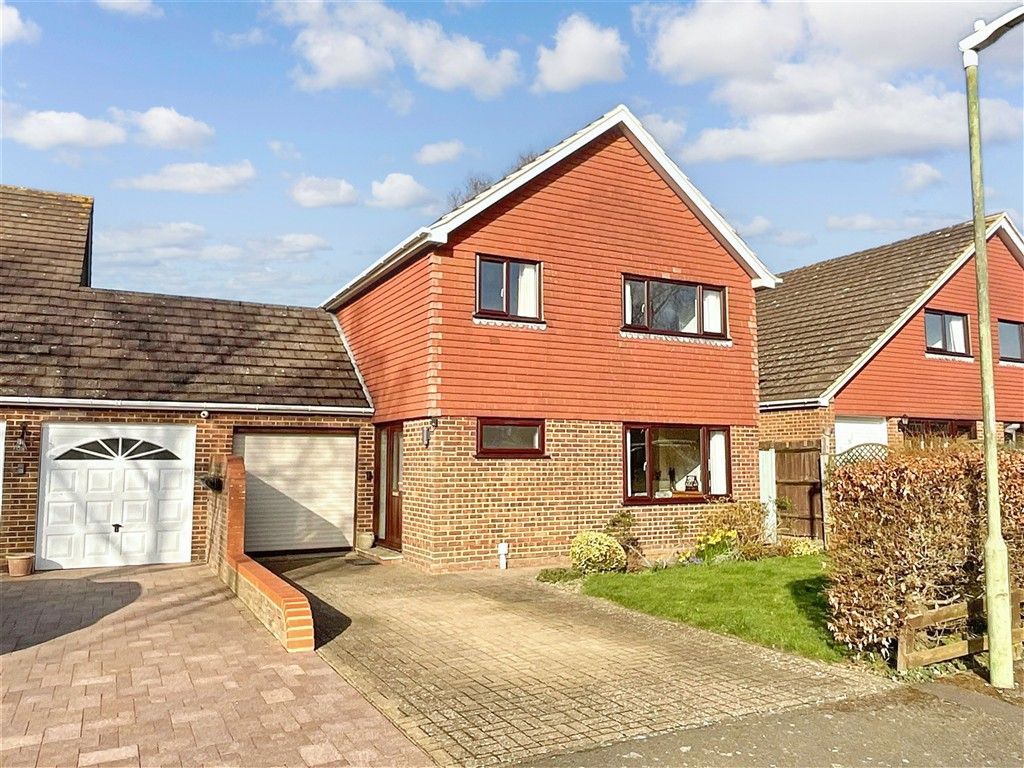 Property photo 3 of 16 Front