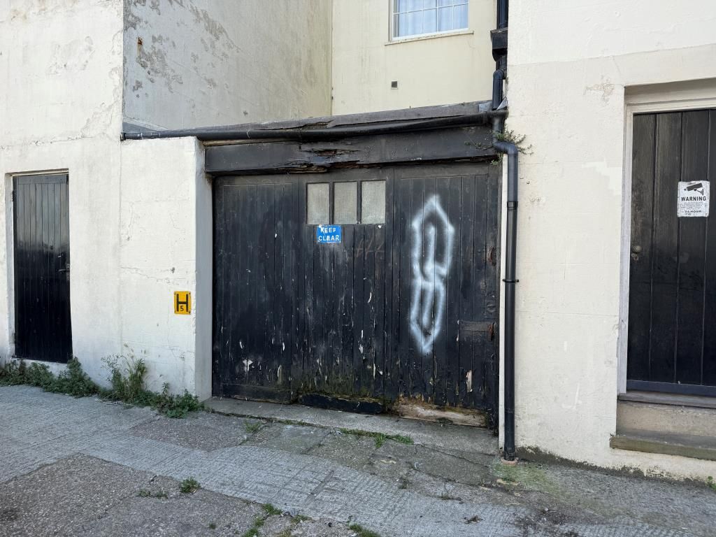 Property photo 1 of 1 Lock-Up Garage With Wooden Door