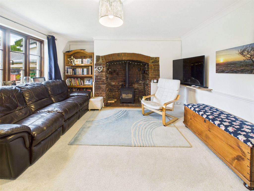 Property photo 3 of 15 Living Room