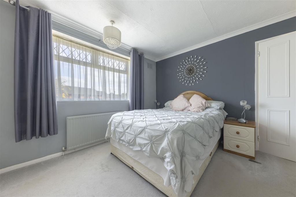 Property photo 3 of 25 Ba-11.Jpg