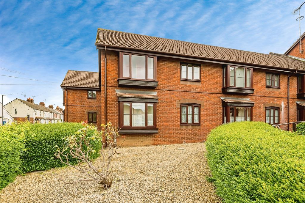 Property photo 1 of 14