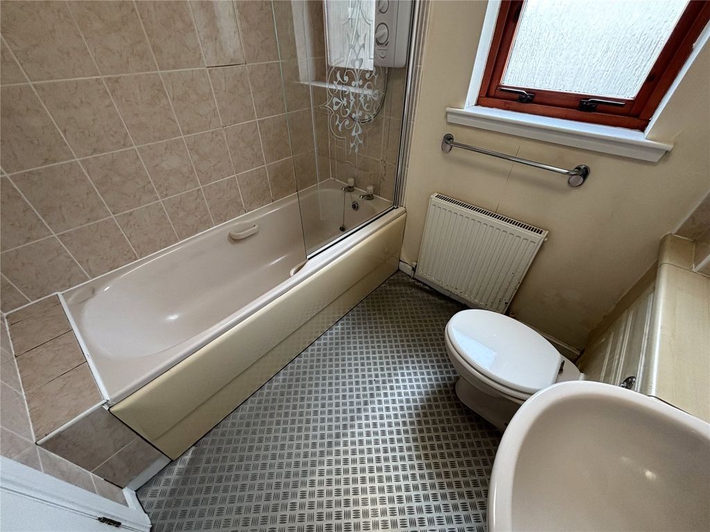 Additional image 4 of 2 bed flat for saleIvybank Court, Polmont, Falkirk, Stirlingshire FK2