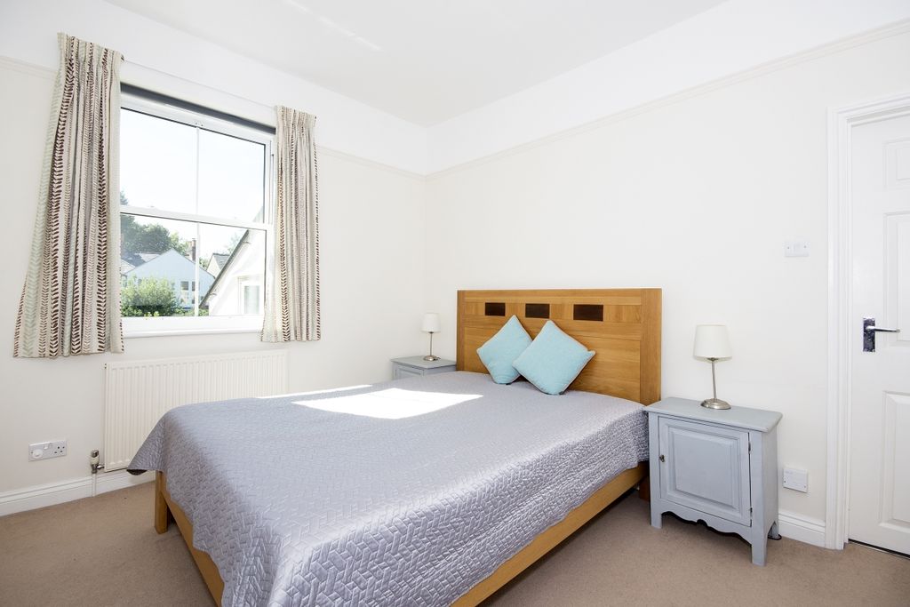 Property photo 3 of 11 Image (115)