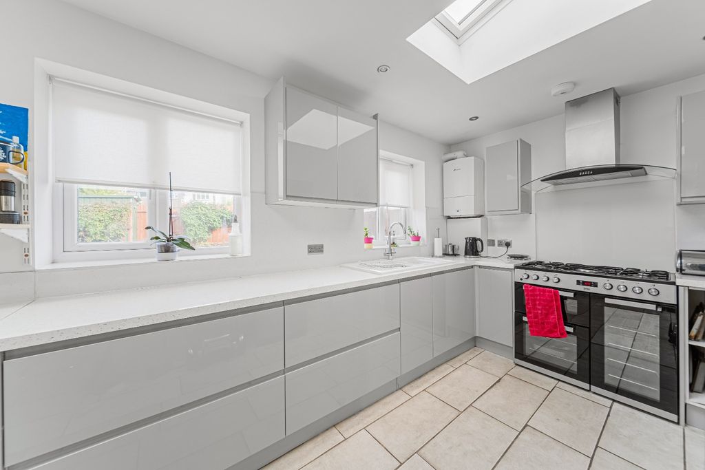 Property photo 2 of 14 4414025