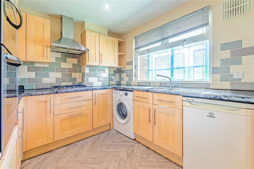 Property photo 3 of 8 Picture No. 08