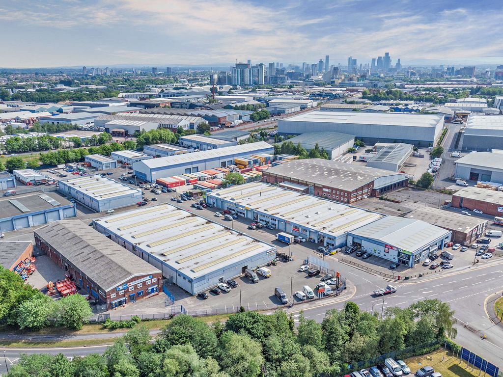 Property photo 2 of 3