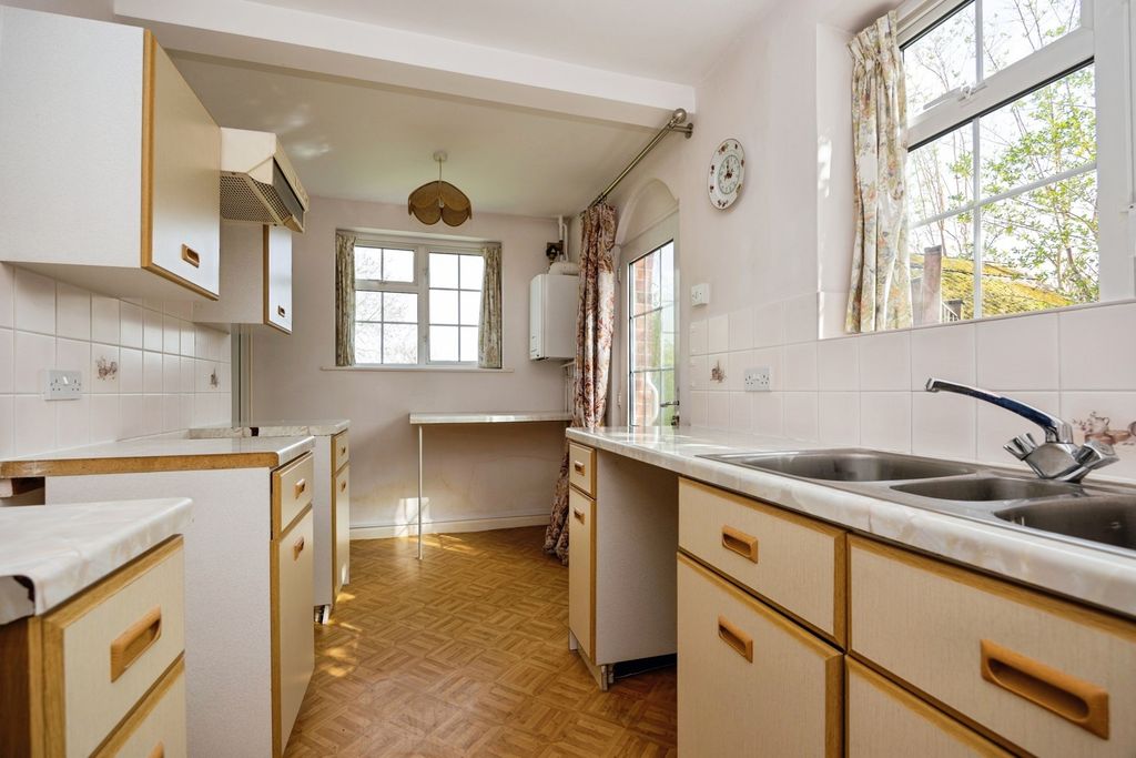 Property photo 2 of 15 Pbox-Img.Jpg