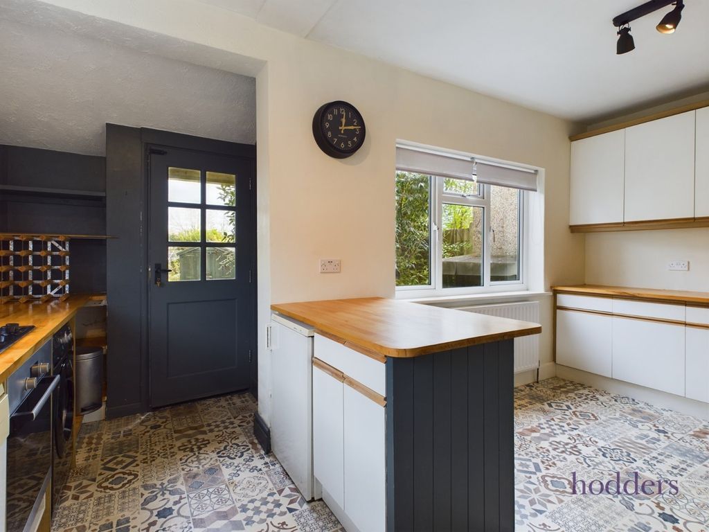 Property photo 2 of 13 Picture No. 27