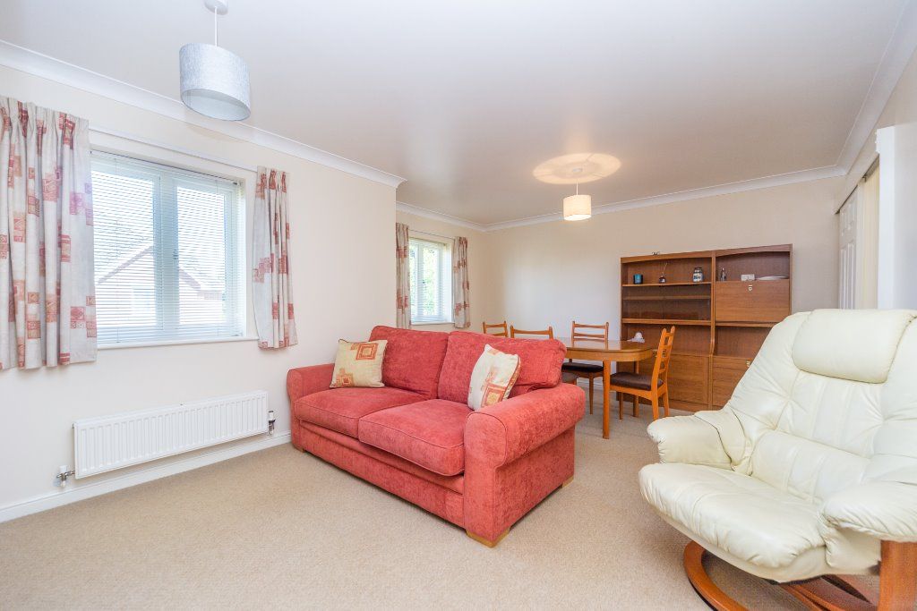 Property photo 3 of 14