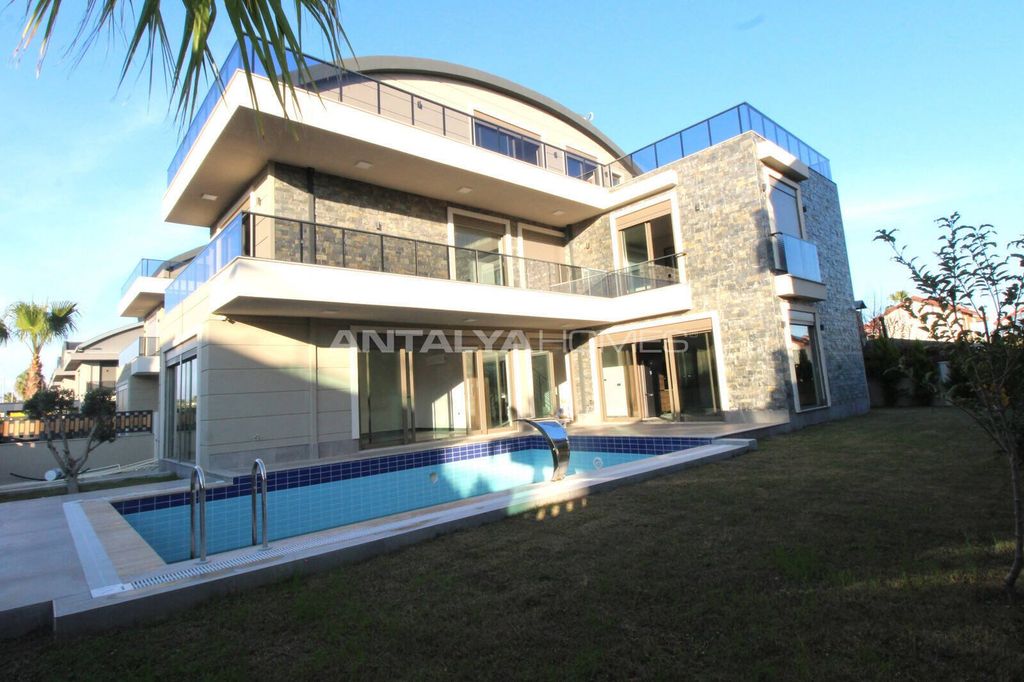 Property photo 1 of 57
